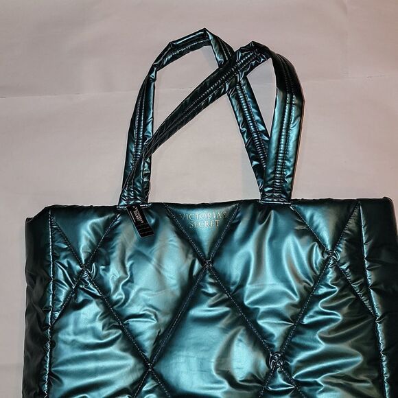 NWT Victoria's Secret Green Teal Quilted Puffer Tote Shopping Bag Handbag Purse - Picture 5 of 8
